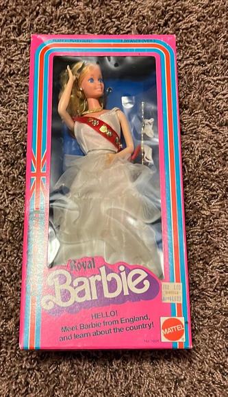Royal England Barbie - DOTW
